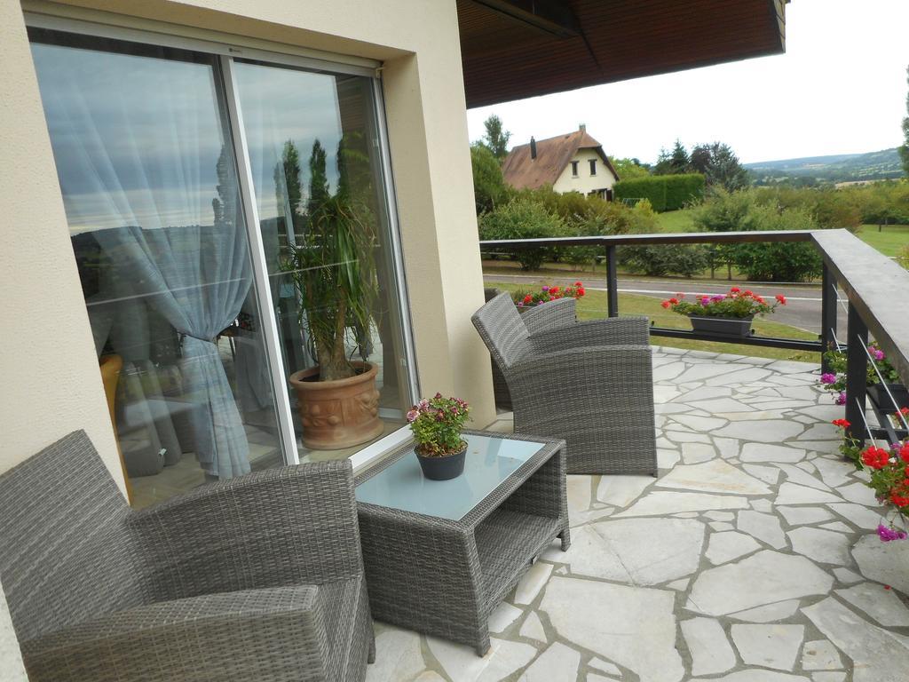 Gadeyne Nathalie Le Chalet De Malvoue Vimoutiers Exterior foto